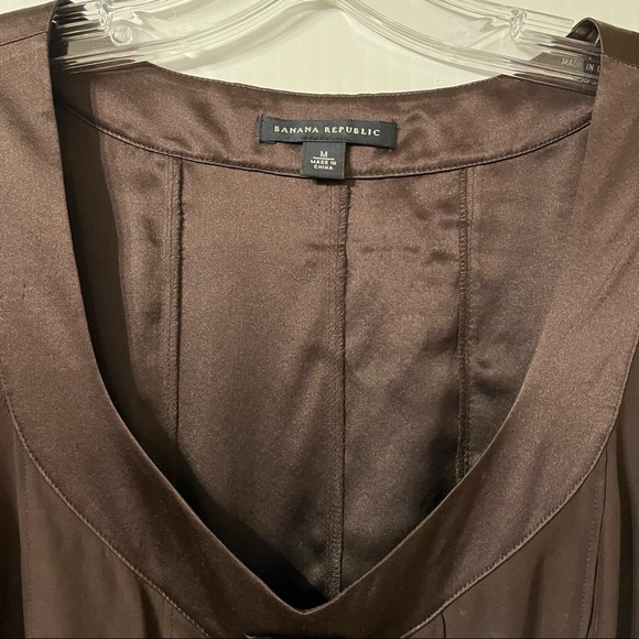 Banana Republic Silk Tank Top Blouse Sz Med Chocolate Brown QuietLuxury - Picture 3 of 4